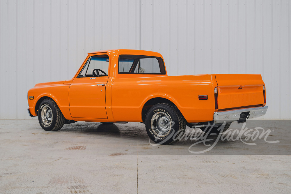 1972 CHEVROLET C20 CUSTOM PICKUP - Rear 3/4 - 269682