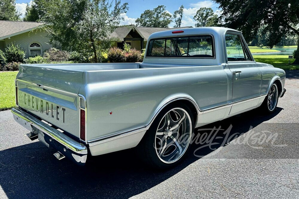 1967 CHEVROLET C10 CUSTOM PICKUP - Rear 3/4 - 269876