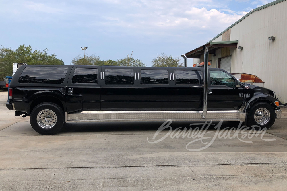 2005 FORD EXCURSION CUSTOM LIMOUSINE - Misc 3 - 270013