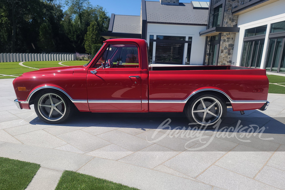 1969 GMC C2500 CUSTOM PICKUP 