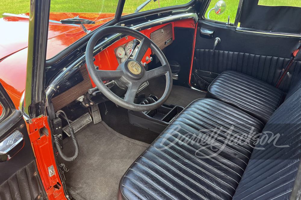 1948 WILLYS JEEPSTER CUSTOM SUV - Interior - 270050
