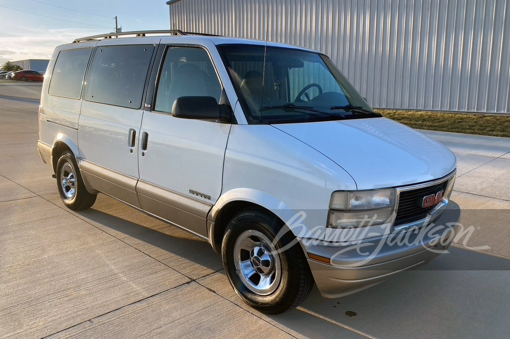 2001 GMC SAFARI MINIVAN - Front 3/4 - 270773