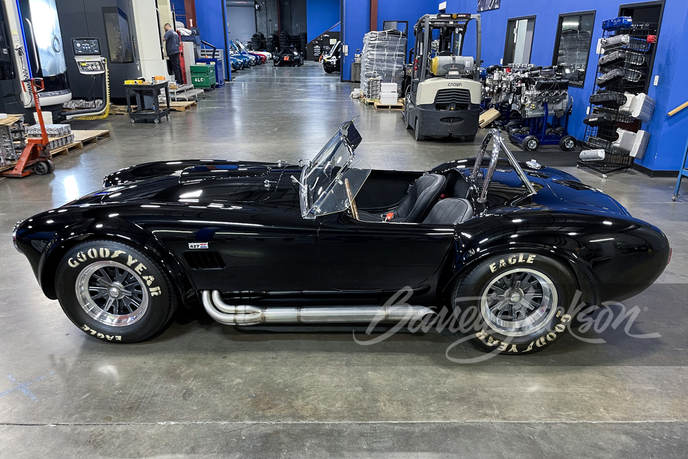 1965 SHELBY COBRA CSX 6000 ROADSTER - Side Profile - 271067