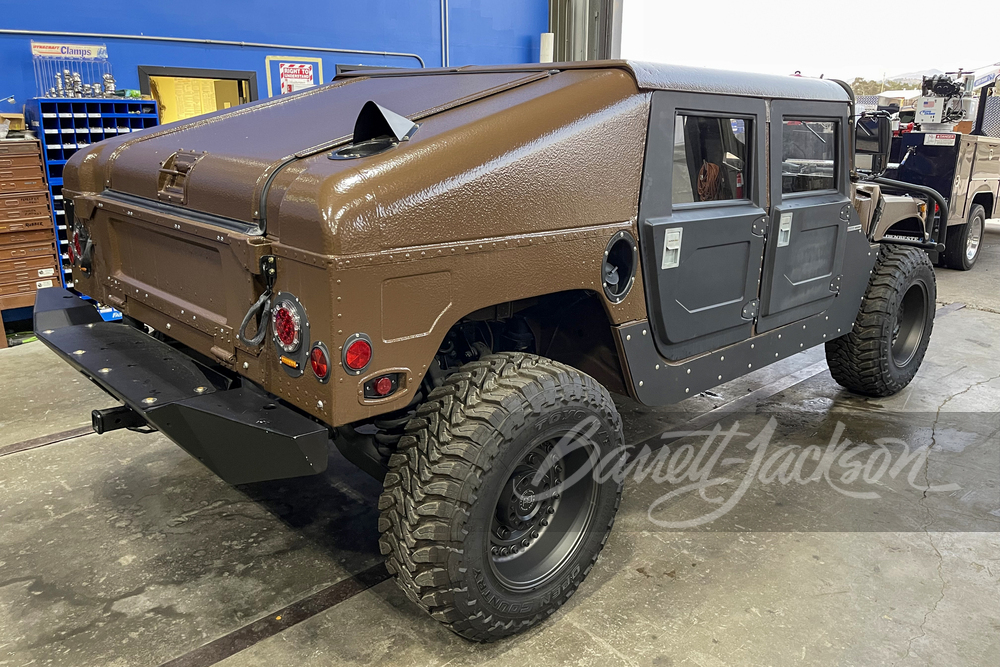 2004 AM GENERAL HUMVEE CUSTOM SUV - Rear 3/4 - 271419