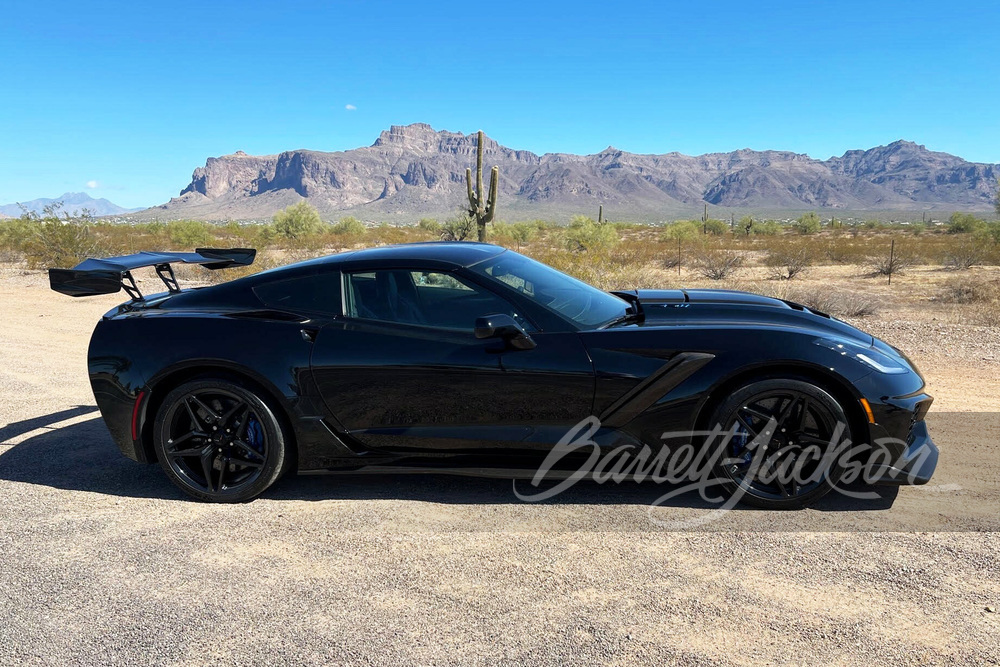 2019 CHEVROLET CORVETTE ZR1 - Side Profile - 272344