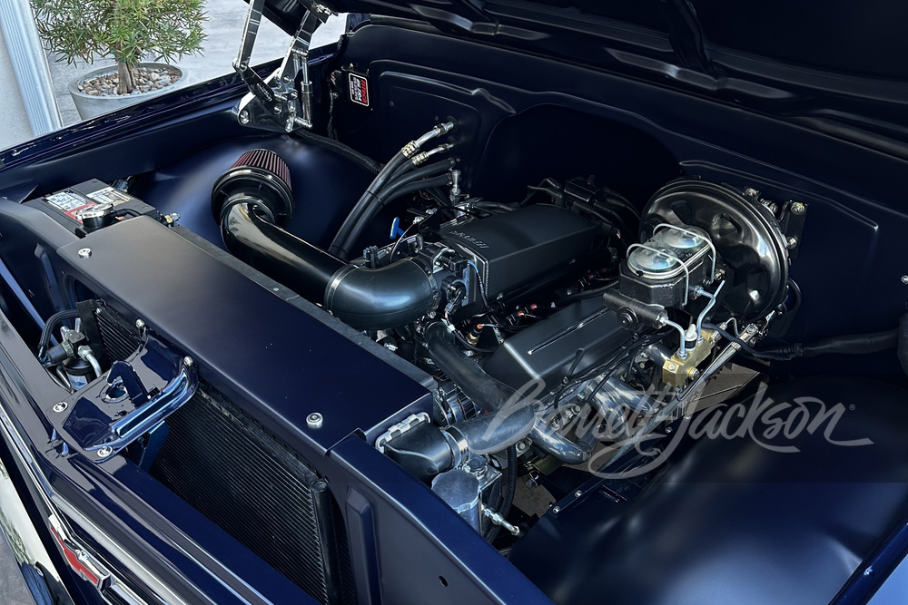 1967 CHEVROLET C10 CUSTOM PICKUP - Engine - 272683