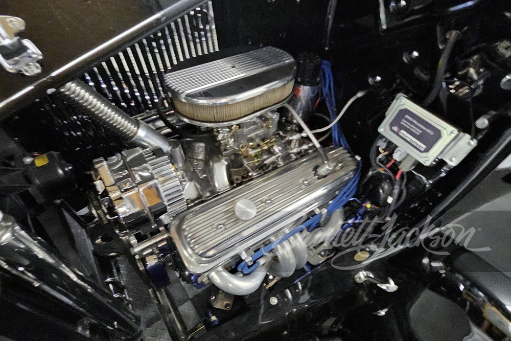 1932 FORD CUSTOM ROADSTER - Engine - 272723