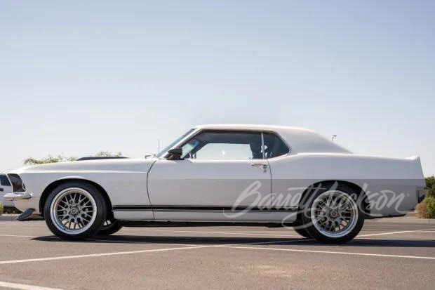 1969 FORD MUSTANG CUSTOM COUPE - Side Profile - 272952