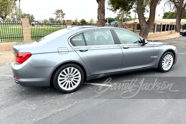 2012 BMW 750Li - Rear 3/4 - 273068