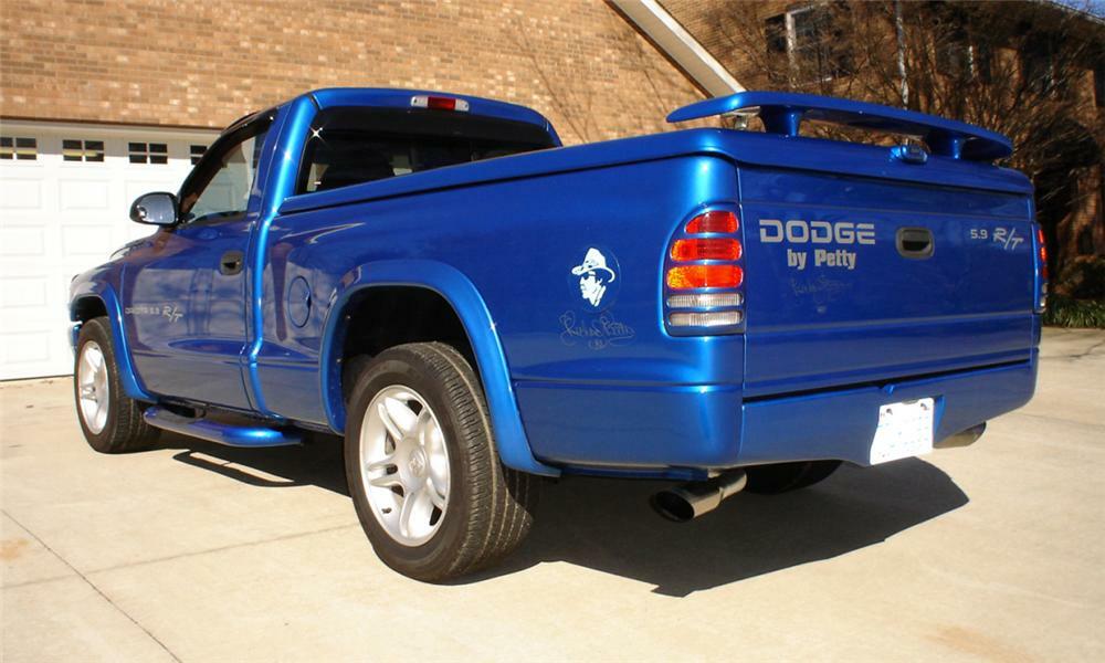 1999 DODGE DAKOTA R/T PICKUP - Rear 3/4 - 39645