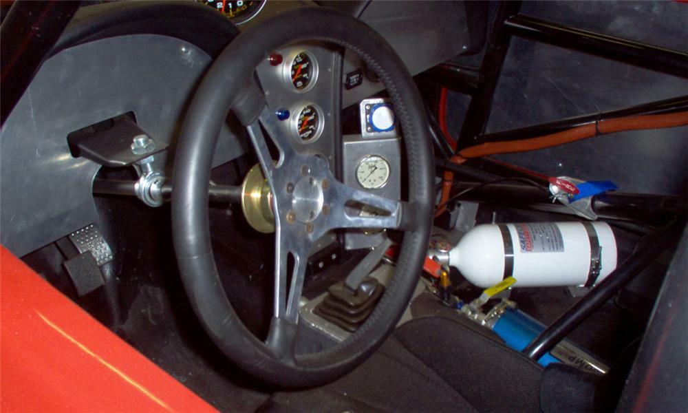 1963 CHEVROLET CORVETTE RE-CREATION ZO6 RACE CAR - Interior - 39749