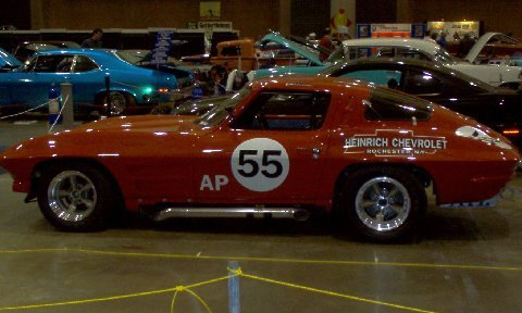 1963 CHEVROLET CORVETTE RE-CREATION ZO6 RACE CAR - Rear 3/4 - 39749