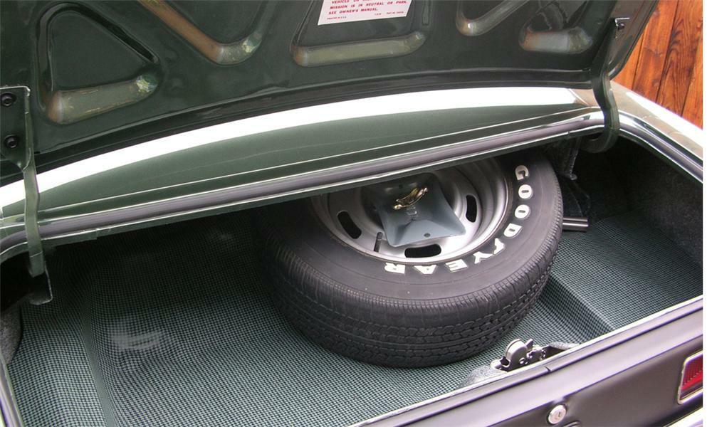 1969 CHEVROLET CAMARO SS 396 COUPE - Side Profile - 39830