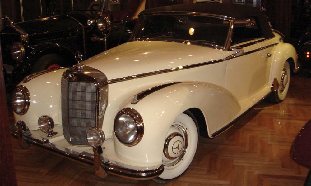 1953 MERCEDES-BENZ 300S C CONVERTIBLE - Front 3/4 - 39957