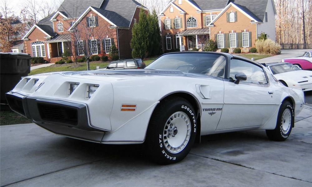 1980 PONTIAC FIREBIRD TRANS AM INDY PACE CAR - Front 3/4 - 40113