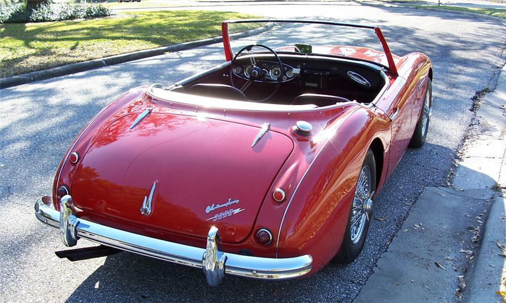 1961 AUSTIN-HEALEY 3000 MARK I CONVERTIBLE - Rear 3/4 - 40225