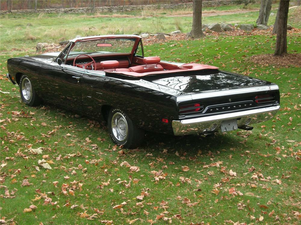 1970 PLYMOUTH ROAD RUNNER CONVERTIBLE - Rear 3/4 - 43388