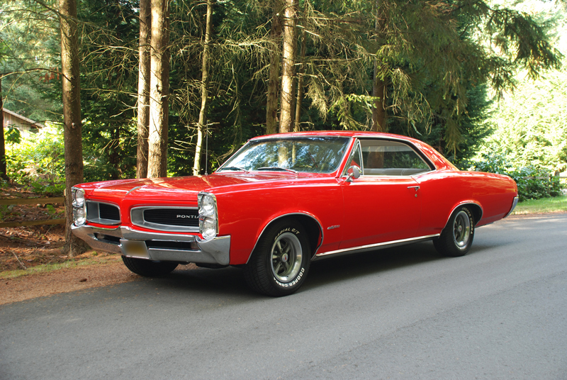 1966 PONTIAC GTO RE-CREATION COUPE - Front 3/4 - 43650