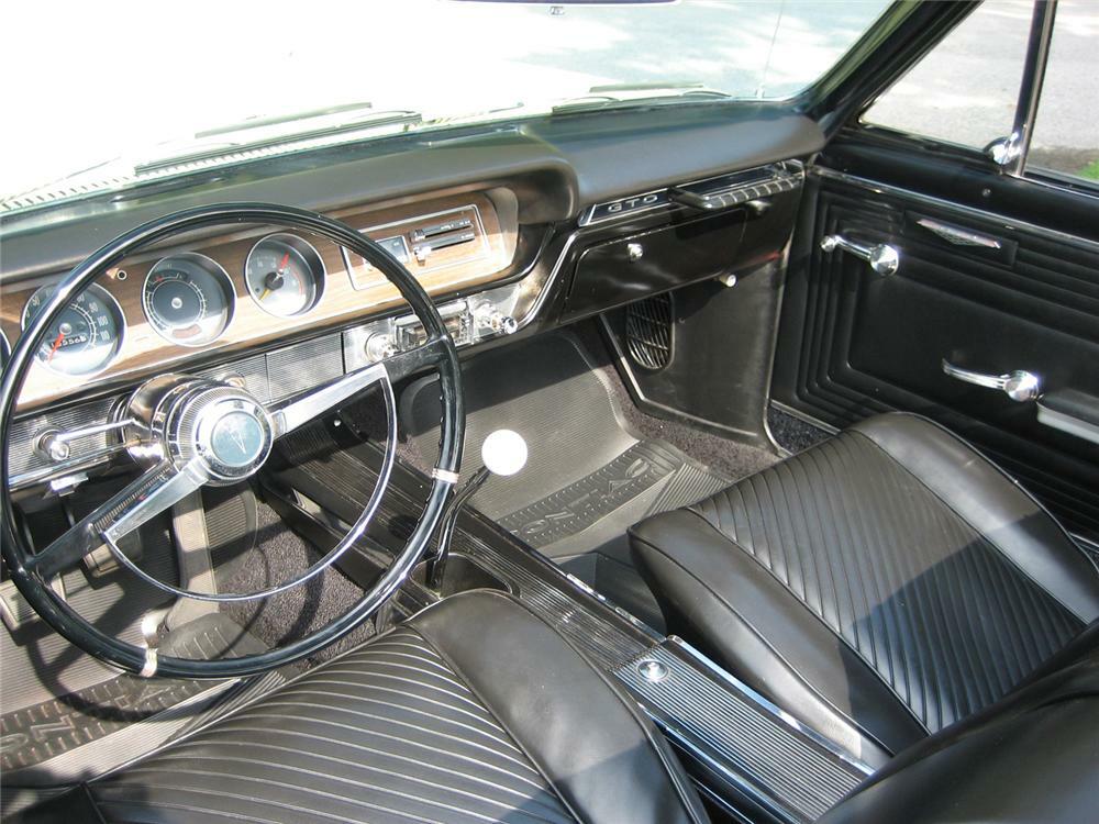 1965 PONTIAC GTO CONVERTIBLE - Interior - 44287