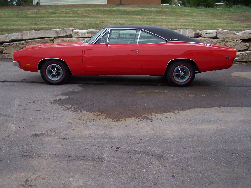 1969 DODGE CHARGER R/T 2 DOOR HARDTOP - Side Profile - 44477