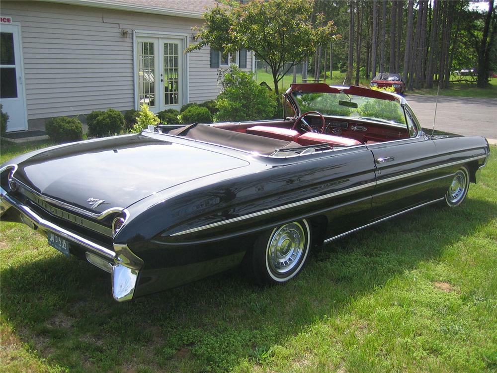 Oldsmobile Starfire 1961