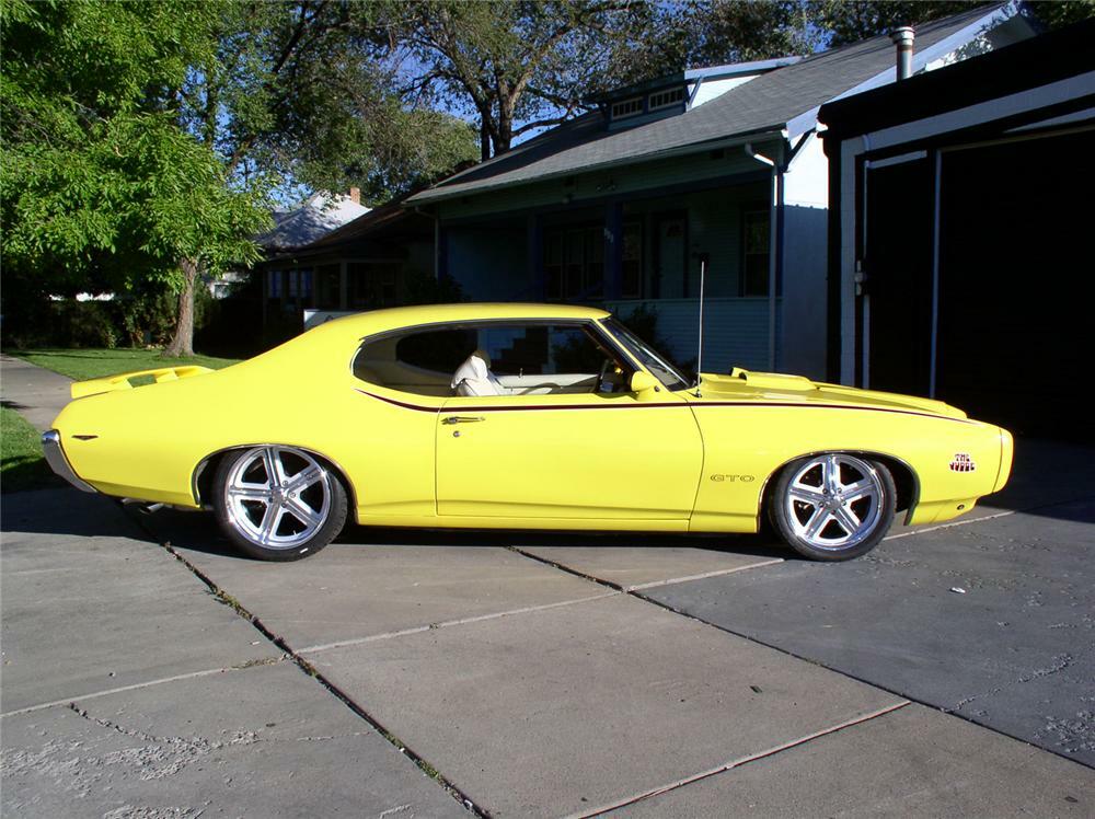 1969 PONTIAC GTO COUPE - Side Profile - 46132