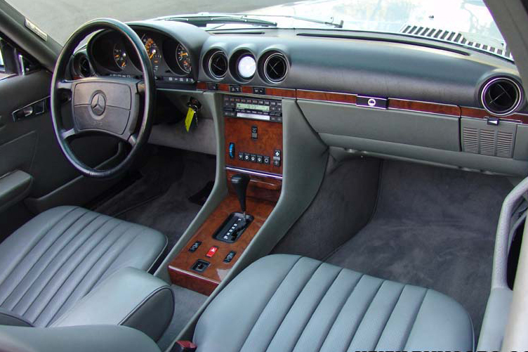 1988 MERCEDES-BENZ 560SL CONVERTIBLE - Interior - 49137