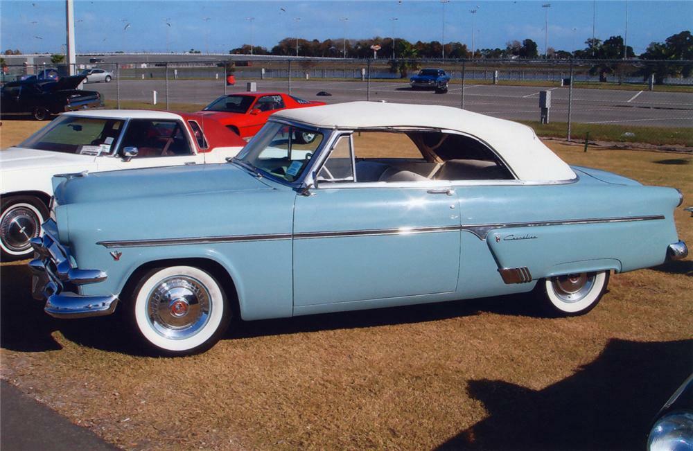 Ford Sunliner 1954