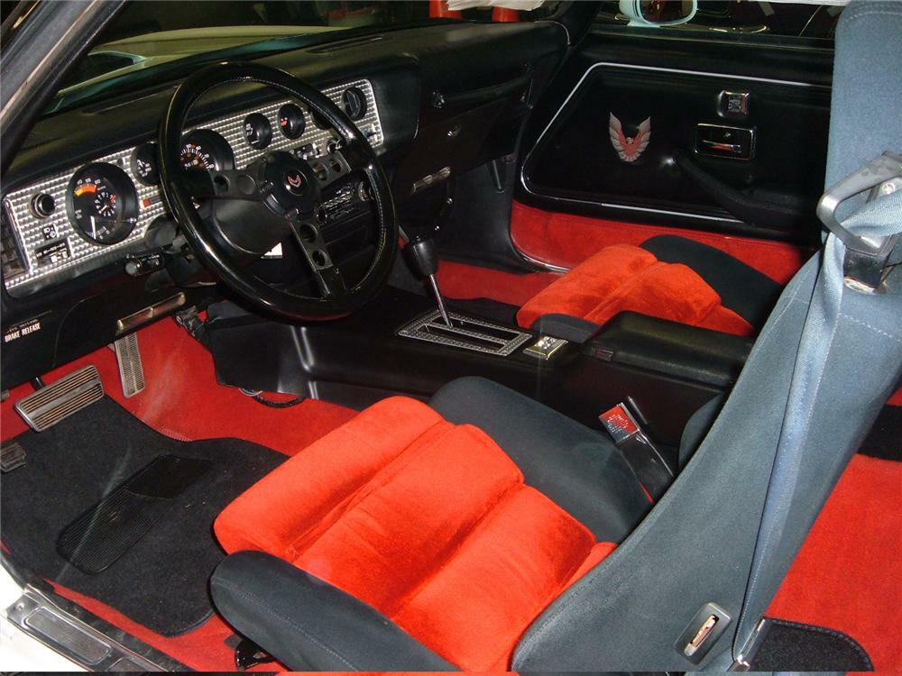 1981 PONTIAC TRANS AM COUPE - Interior - 49656