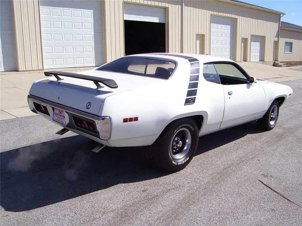 1971 PLYMOUTH SATELLITE CUSTOM 2 DOOR HARDTOP - Rear 3/4 - 49910