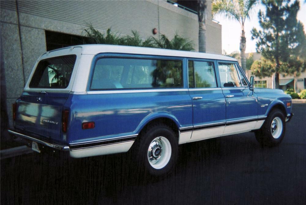 1972 Chevrolet Suburban 3 Door