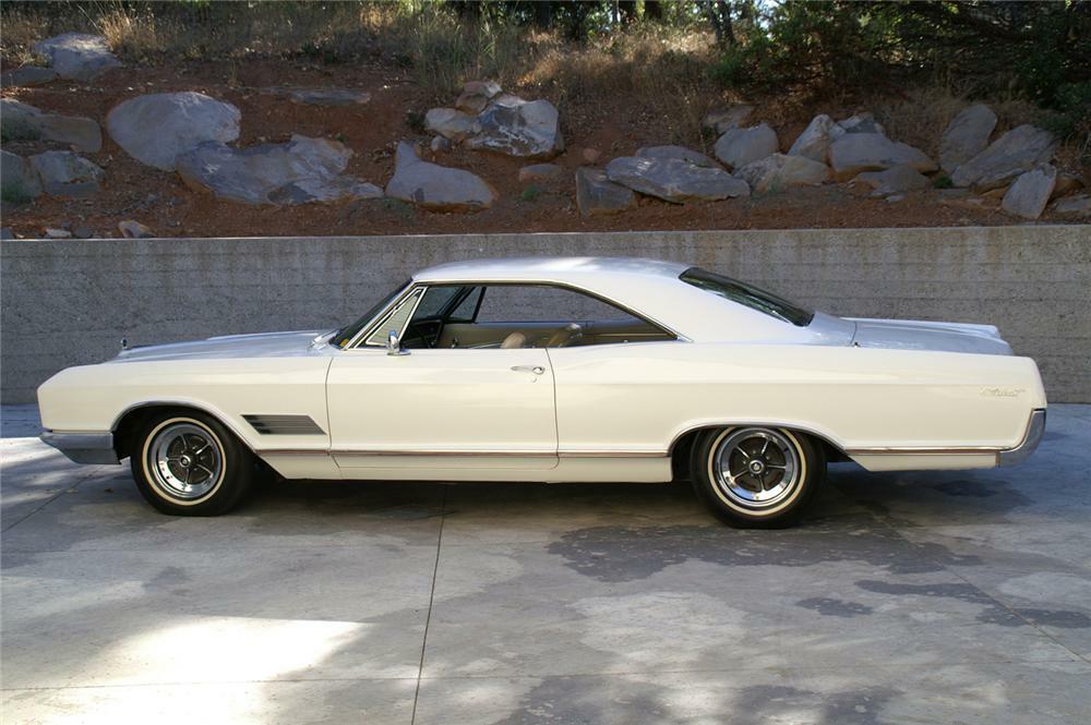 1966 Buick Wildcat 2 Door Hardtop