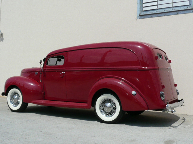 1940 FORD PANEL TRUCK CUSTOM - Rear 3/4 - 60780