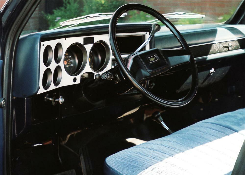 1986 chevy silverado interior