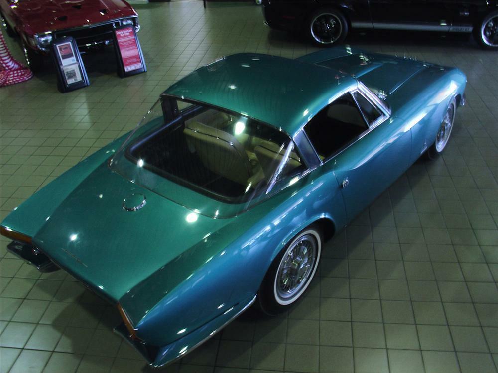 1963 CHEVROLET CORVETTE COUPE "RONDINE" CONCEPT CAR - Rear 3/4 - 61096