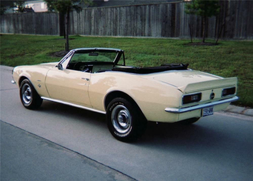 1967 CHEVROLET CAMARO CUSTOM CONVERTIBLE - Rear 3/4 - 61238