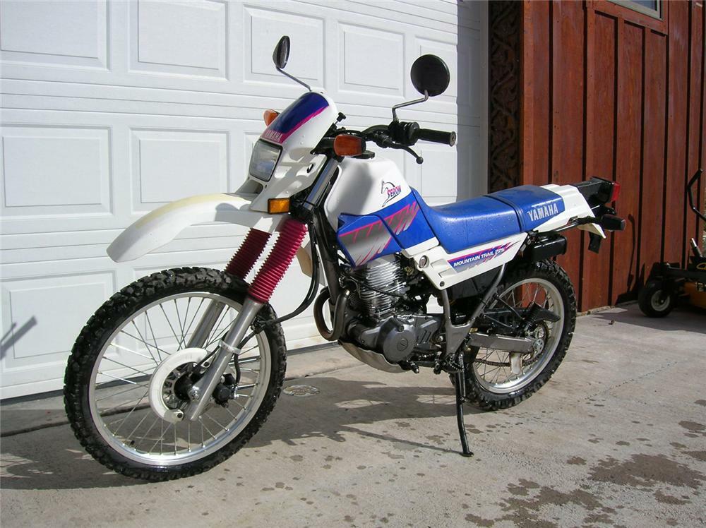 1992 YAMAHA DIRT BIKE MOTORCYCLE