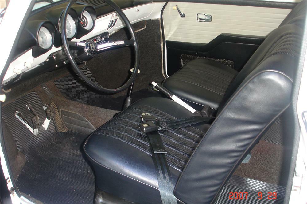 1965 VOLKSWAGEN VARIENT TYPE S SQUAREBACK - Interior - 61376