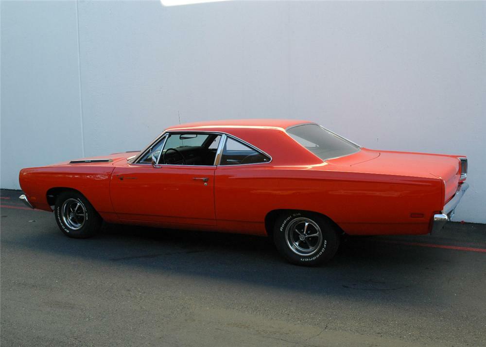1969 PLYMOUTH ROAD RUNNER   - Rear 3/4 - 61420