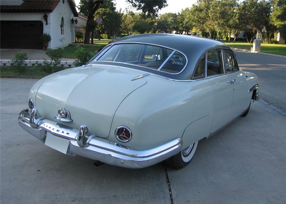 1950 LINCOLN COSMOPOLITAN SEDAN - Rear 3/4 - 61444