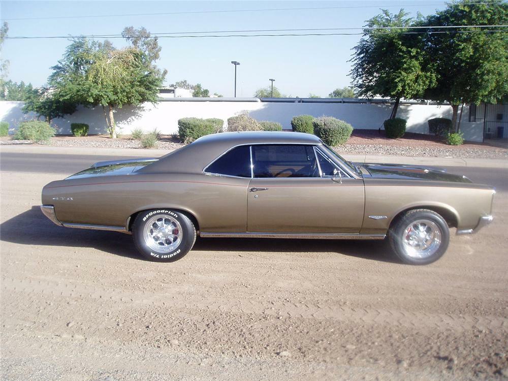 1966 PONTIAC GTO 2 DOOR CUSTOM COUPE - Side Profile - 61475