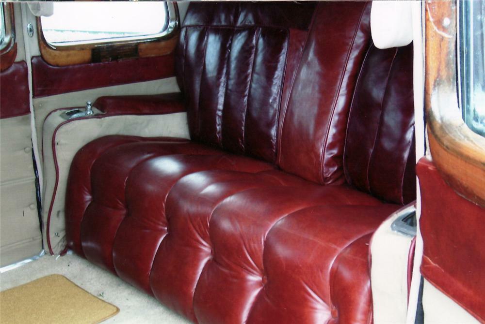 1940 CADILLAC SERIES 75 LIMOUSINE SEDAN - Interior - 61530