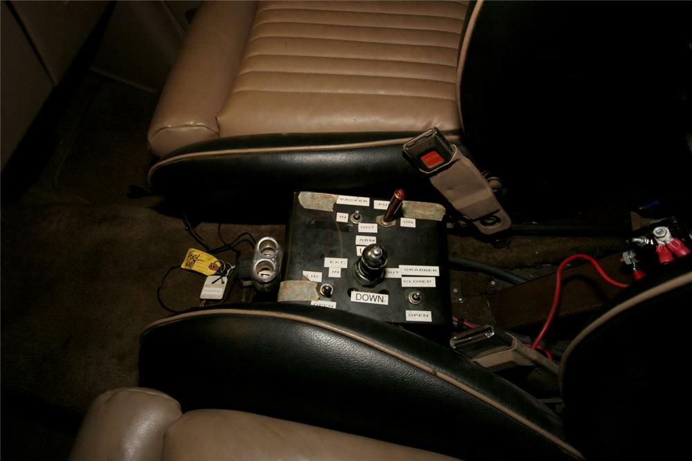 1994 FORD EXPLORER CUSTOM "WHITE TRASH TRUCK" - Misc 1 - 61614