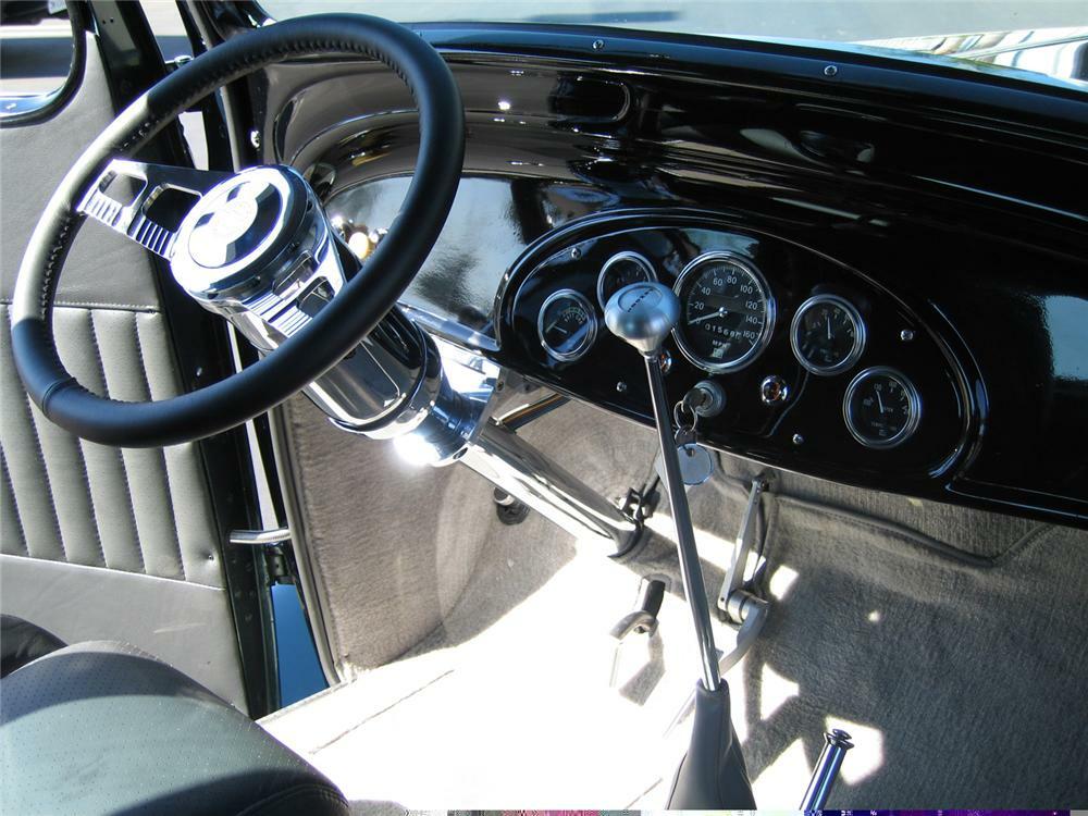 1933 CHEVROLET 5 WINDOW CUSTOM 2 DOOR COUPE - Interior - 62010