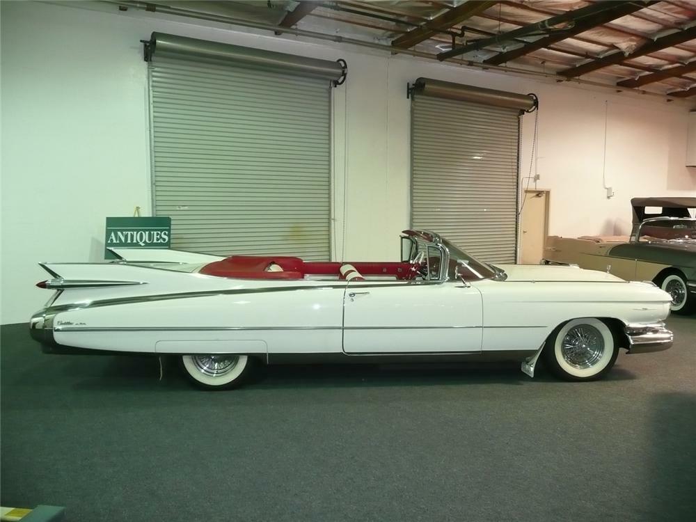 1959 CADILLAC SERIES 62 CONVERTIBLE - Front 3/4 - 62401