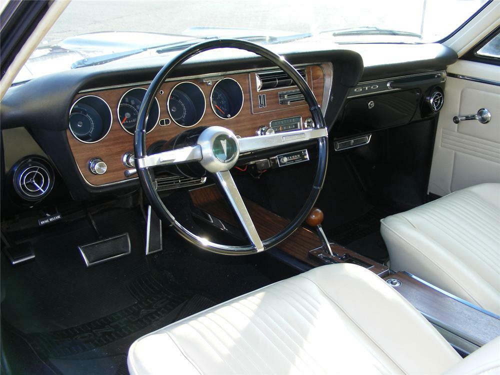 1967 PONTIAC GTO 2 DOOR HARDTOP - Interior - 64188