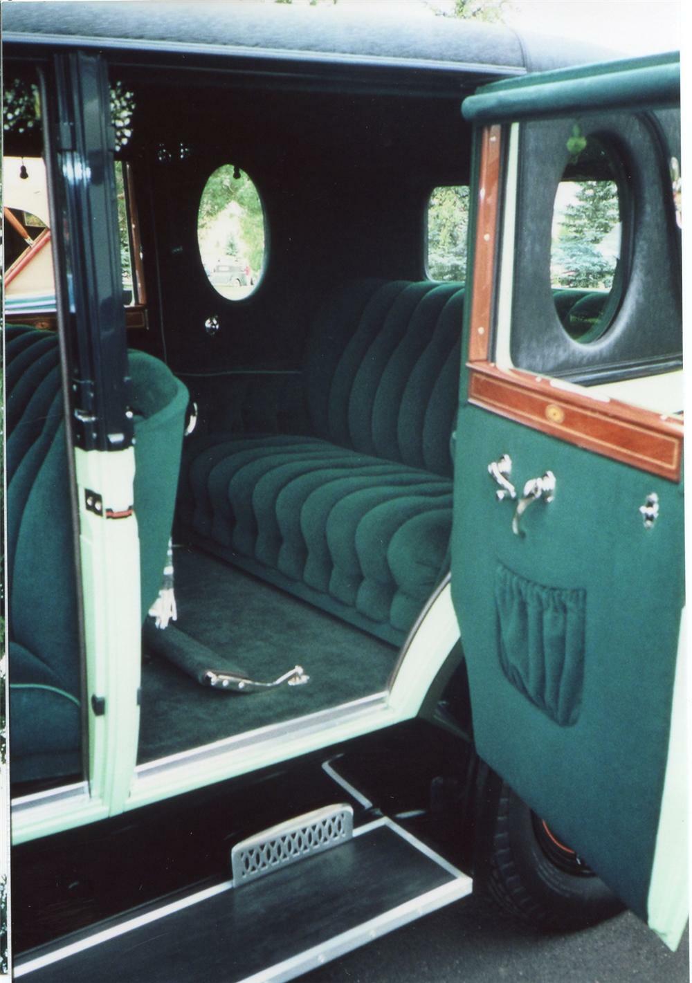 1927 BUICK 27-51 BROUGHAM SEDAN - Interior - 65742