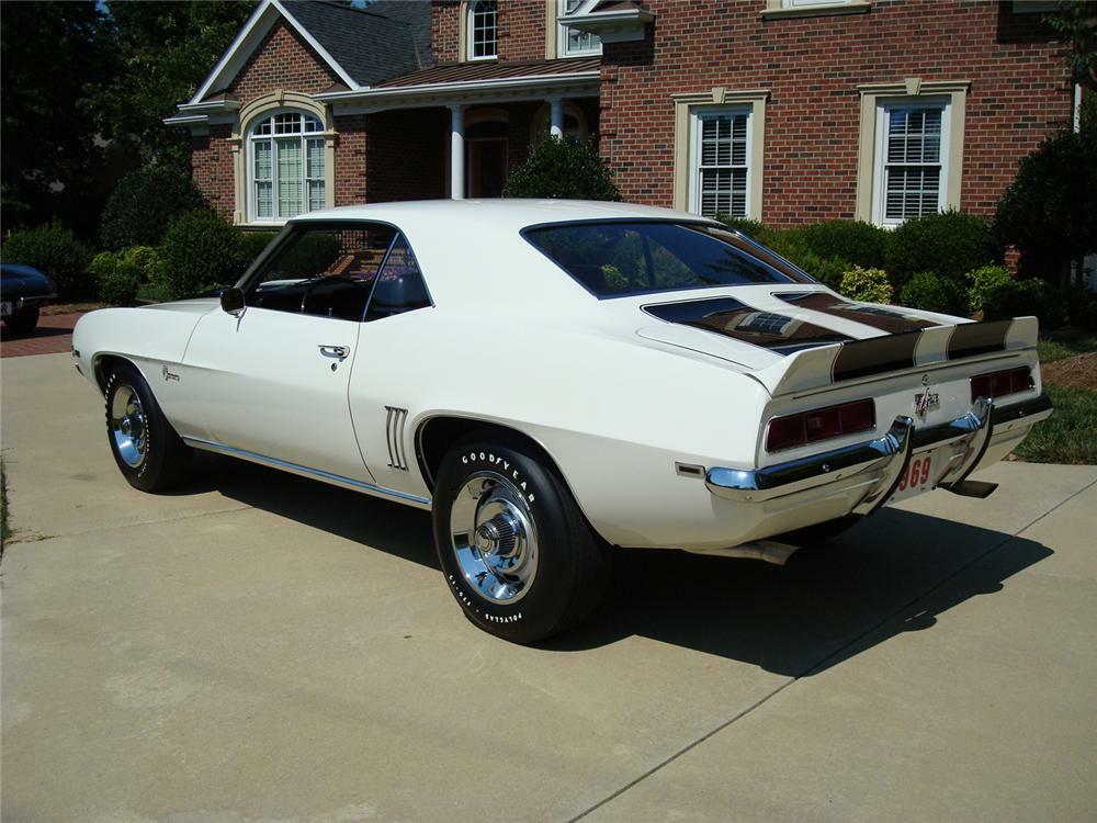 1969 CHEVROLET CAMARO Z/28 COUPE - Rear 3/4 - 65763