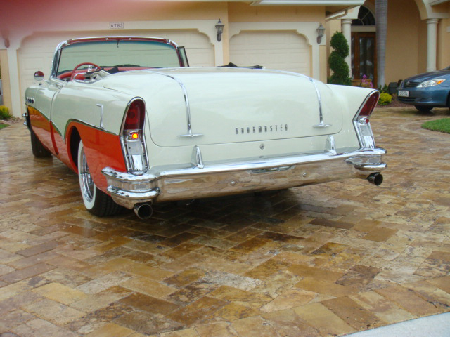 1956 BUICK ROADMASTER CONVERTIBLE - Rear 3/4 - 66007