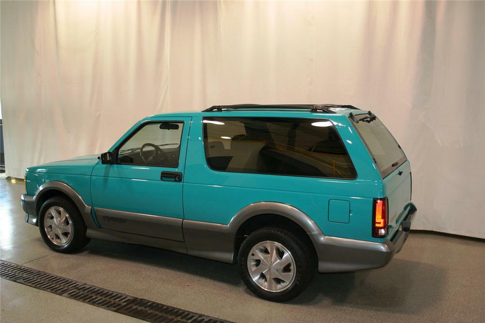 1992 GMC TYPHOON 2 DOOR - Rear 3/4 - 66353